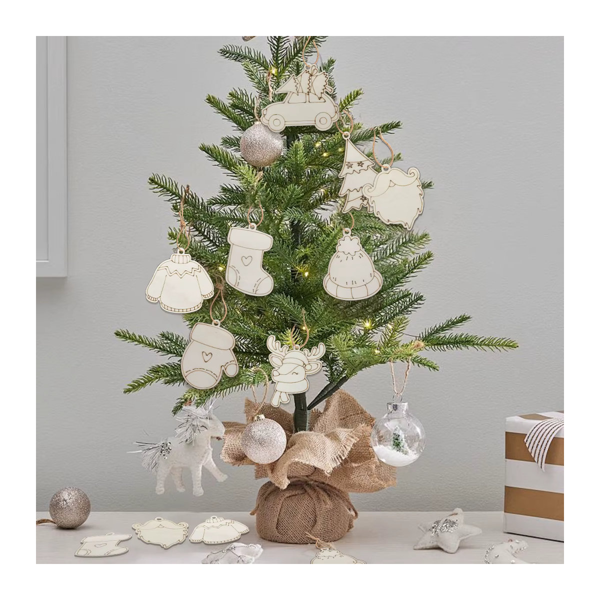 10 Stück Weihnachts-Rentier Holz-Anhänger in Weiß für DIY-Dekorationen und Weihnachtsbaum-Hängeornamente - Bild 1