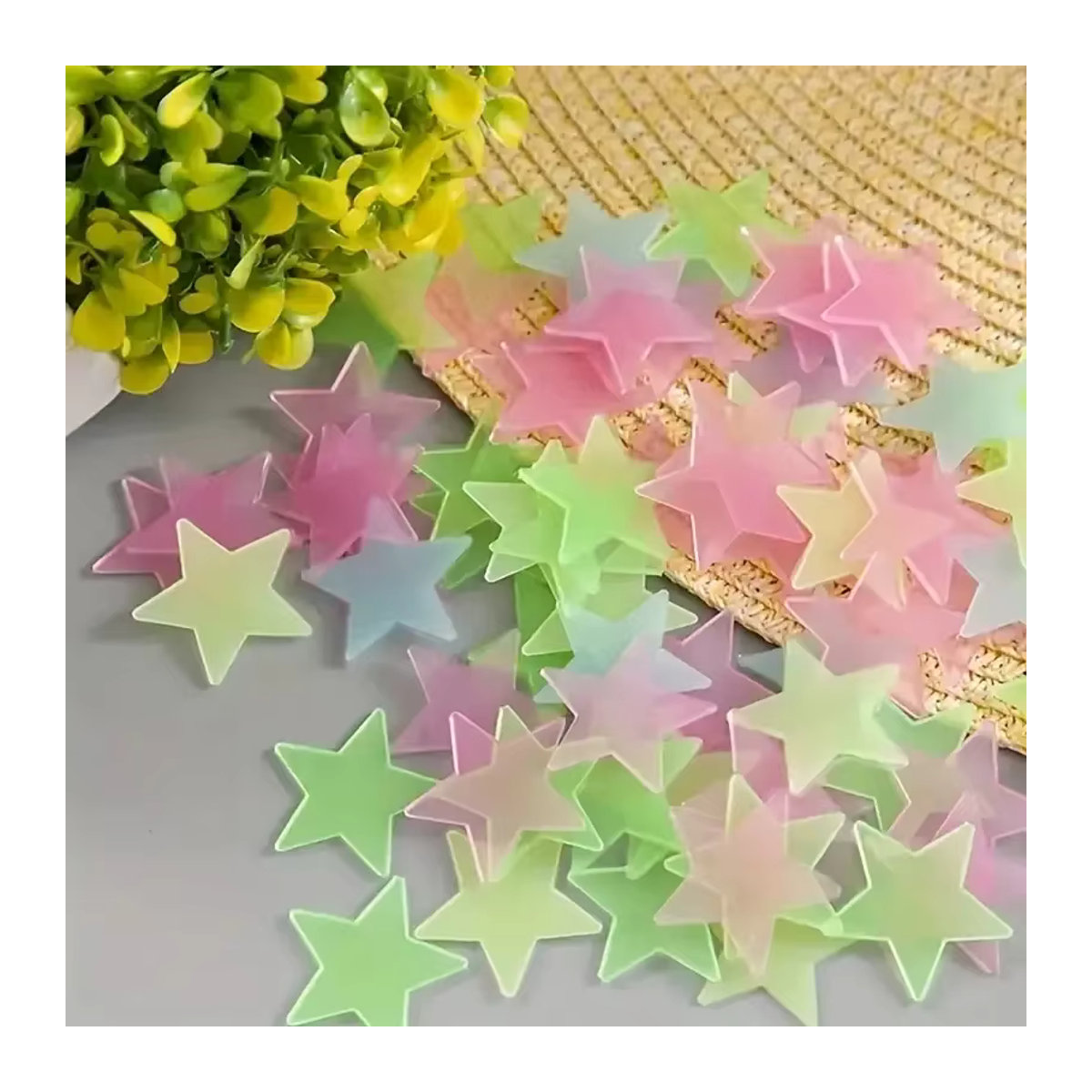 100 Stück leuchtende Stern-Wandaufkleber in Mix Colours zur Dekoration für Kinderzimmer und Weihnachten - Bild 4