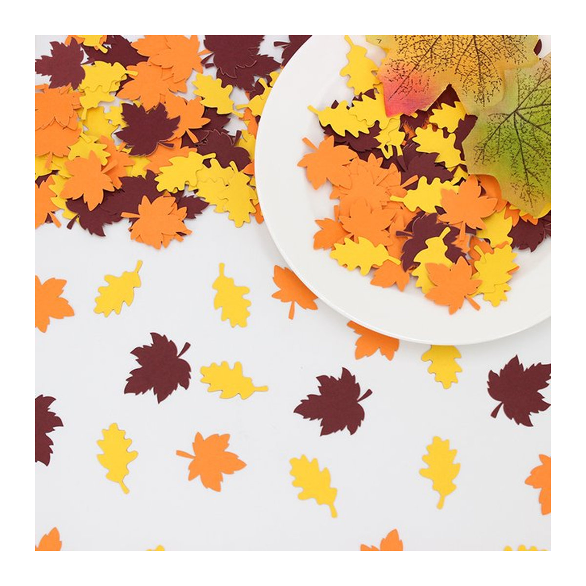 100 Stück VRISE Herbst Ahornblatt Konfetti aus Papier in Mehrfarbig für Thanksgiving, Hochzeit und Geburtstag als Desktop-Dekoration - Bild 1