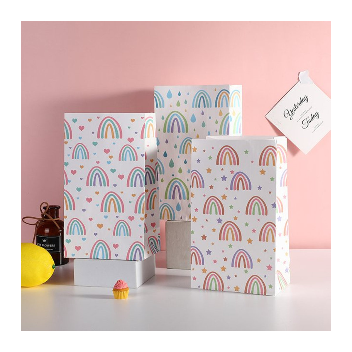 10er Set WEIGAO Popcorn Boxen aus Papier mit Regenbogen, Herz und Sternen für Kindergeburtstage und Babypartys, mehrfarbig - Bild 1