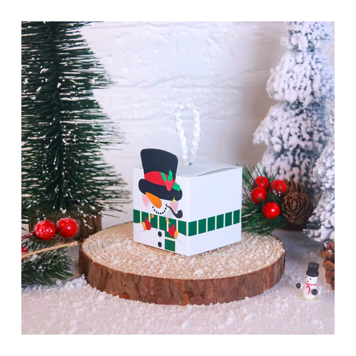 10er Set WEIGAO Weihnachts Geschenke Boxen aus Papier als Hängeornamente mit Schneemann-Motiv, mehrfarbig - Bild 2