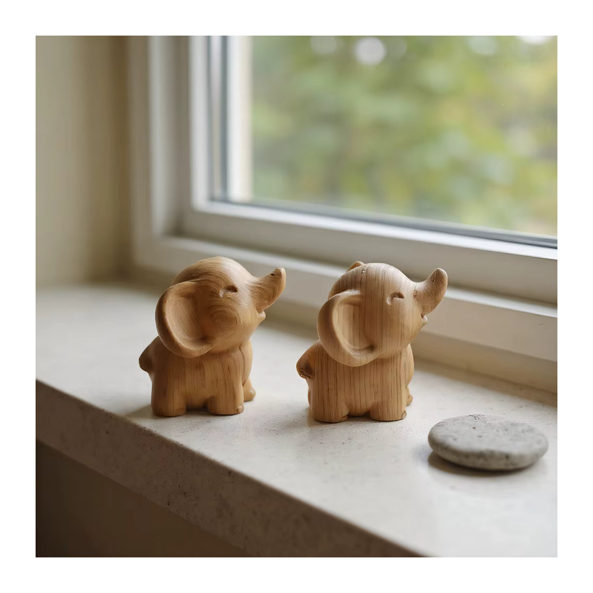 2 Stück handgefertigte Elefantenfiguren aus Holz von syxing in Braun als skandinavische Tischdekoration - Bild 4