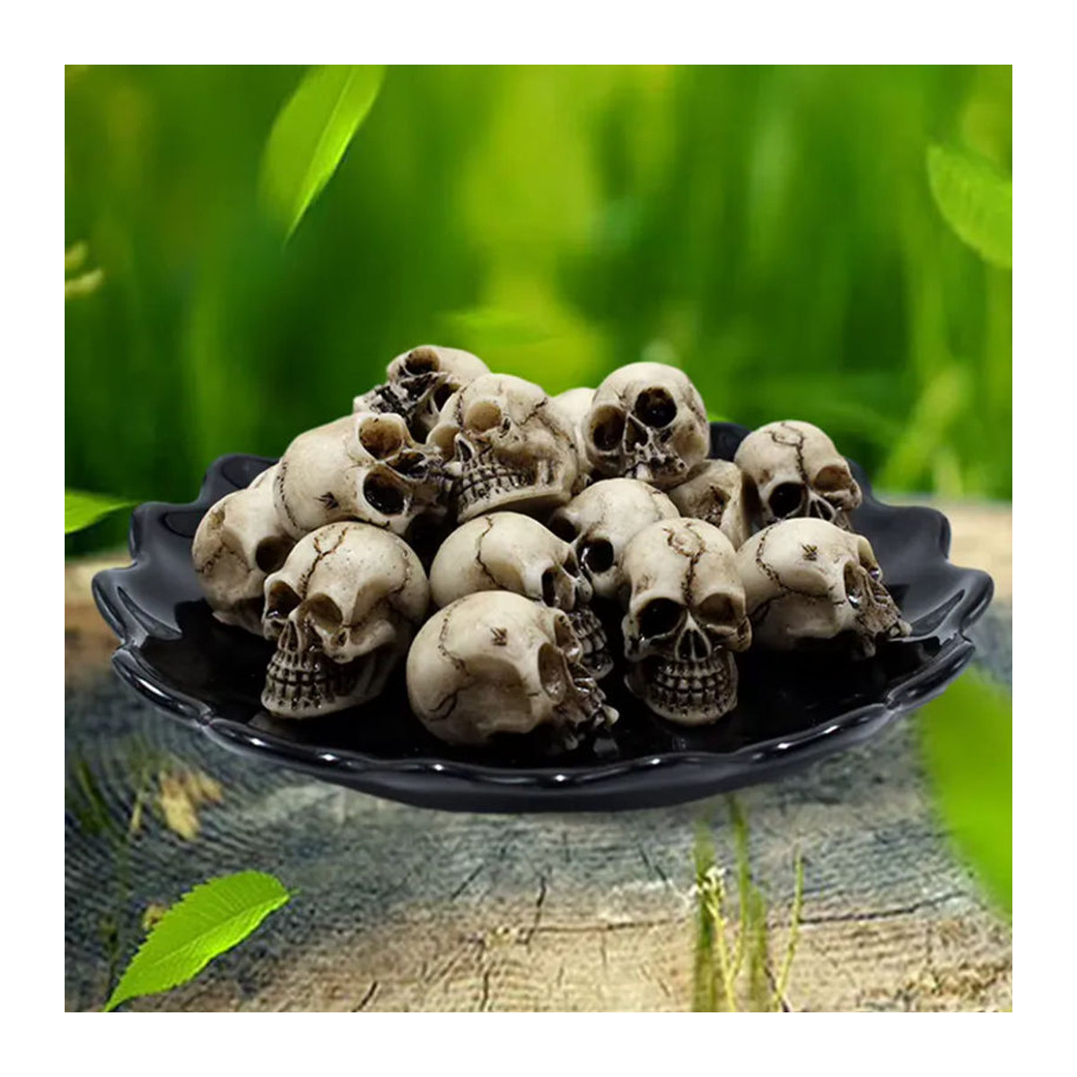20 Stück APWIKOGER Totenkopf-Skulpturen aus Kunstharz in Grau und Beige als Halloween-Miniatur-Dekoration für den Garten - Bild 3