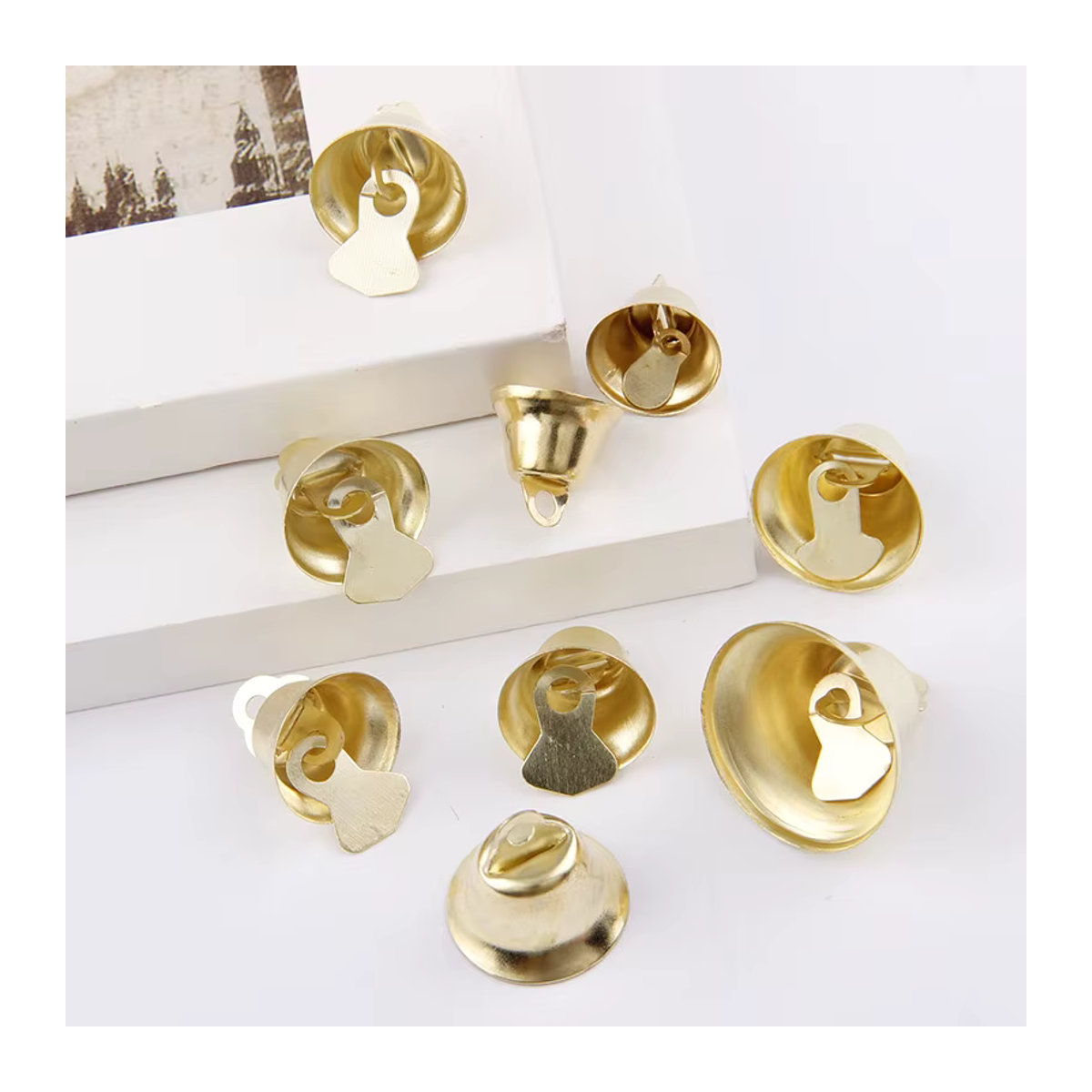20 Stück goldene Jingle Bells aus Metall von Ywbeads für DIY Weihnachtsbaumschmuck und Hochzeitsdekoration - Bild 4