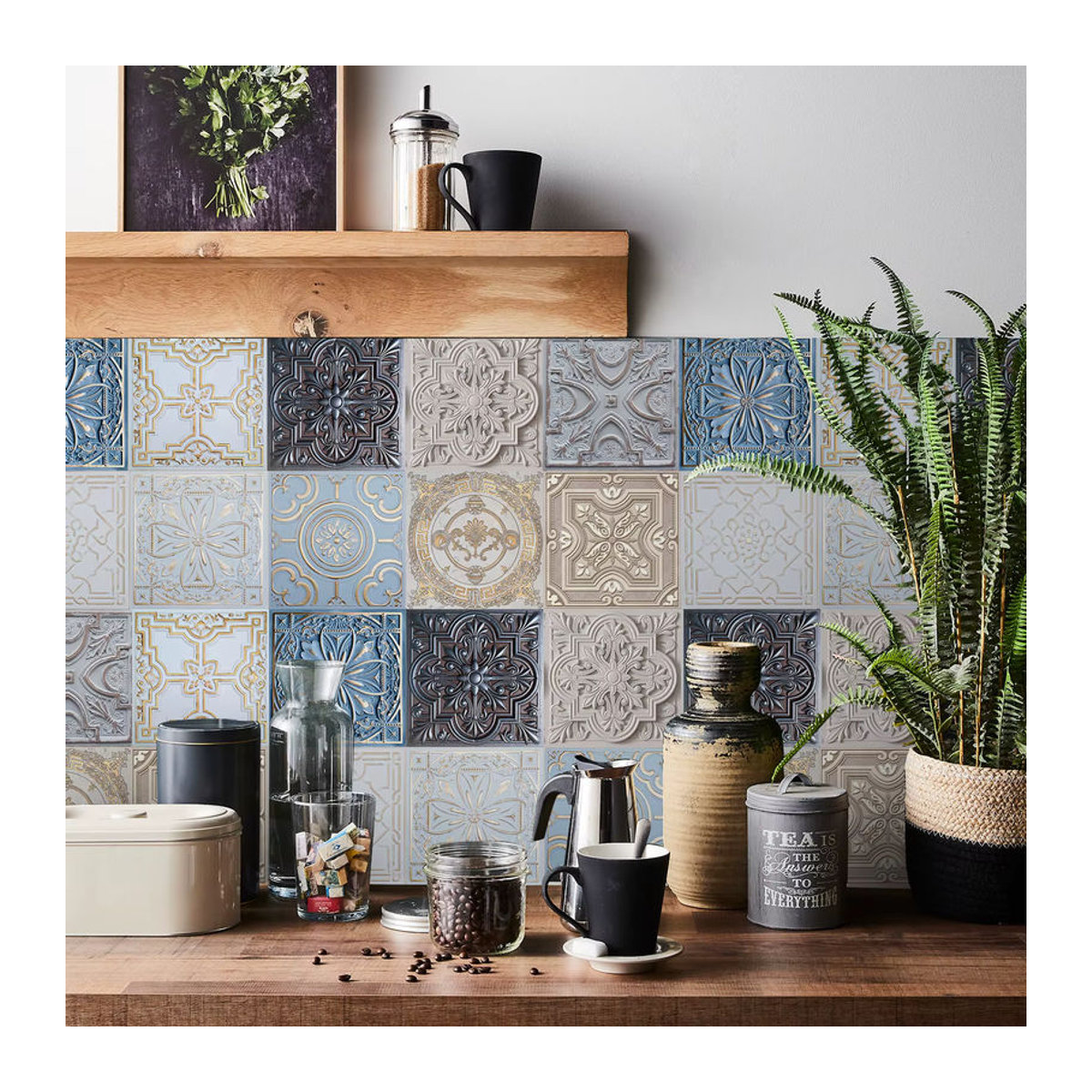 24 Stück Kunstfliesen-Wandaufkleber im europäischen Retro-Stil, selbstklebend und wasserdicht, geometrisches Design in Braun, quadratisch aus PVC für Badezimmer und Küche - Bild 3
