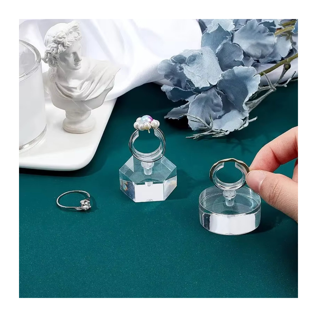 2er Set Ringhalter aus Acryl in Transparent für die Präsentation von Ringen und Schmuck - Bild 1