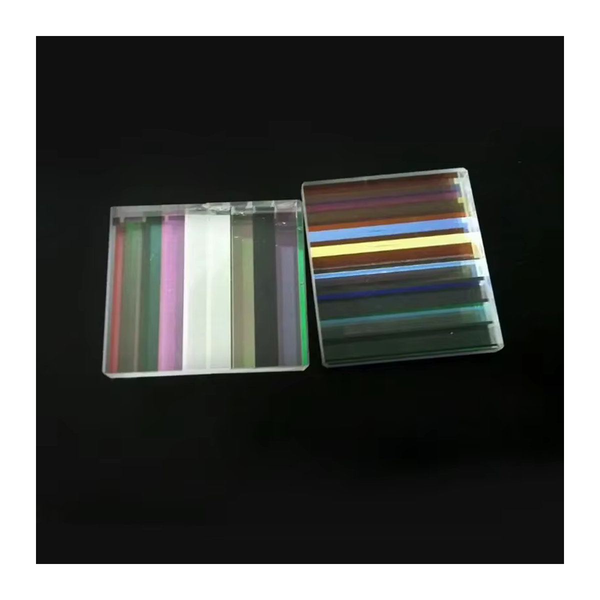 30 Stück SRATE dichroitische Prismen aus Glas, mehrfarbig gestreift und quadratisch, dekoratives optisches Glas für Kunst, DIY und Heimdekoration - Bild 3