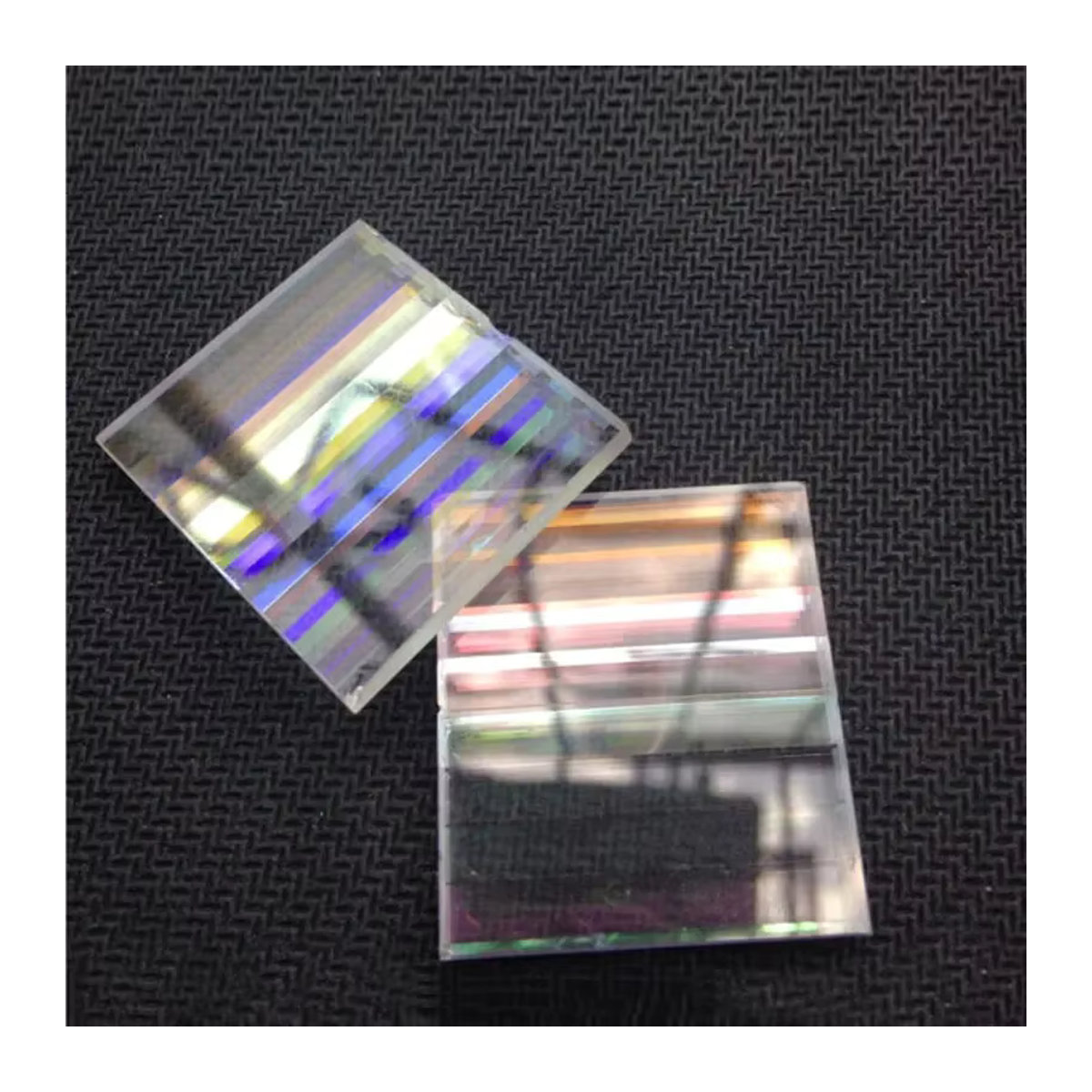 30 Stück SRATE dichroitische Prismen aus Glas, mehrfarbig gestreift und quadratisch, dekoratives optisches Glas für Kunst, DIY und Heimdekoration - Bild 4