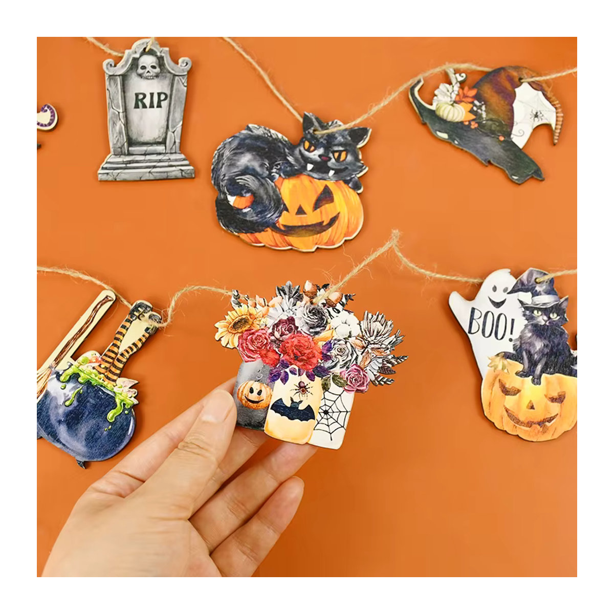 36 Stück ZQNYCY Halloween Holz Anhänger mit Schnur, Mehrfarbige Hängeornamente mit Kürbis, Fledermaus und Geist für DIY Handwerk und Party Dekoration - Bild 5