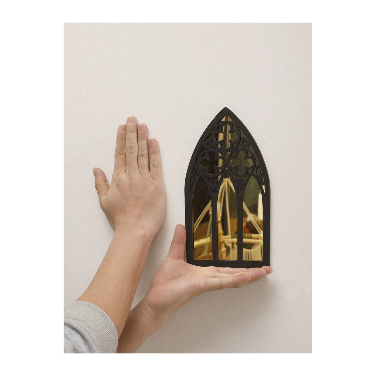 3er-Set Artilady Gotische Wandspiegel aus Metall in Schwarz mit Glas, Bogenförmige Wanddekoration im Rustikalen Bauernhaus-Stil für Wohnzimmer, Schlafzimmer und Flur - Bild 4
