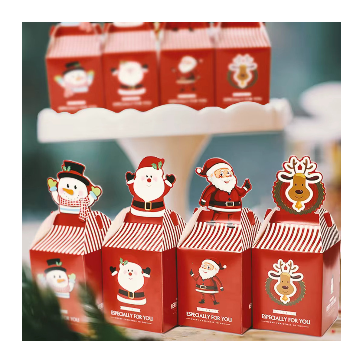 4er Set CYZIWEIN Weihnachts Geschenkboxen mit Santa Claus, Schneemann und Elch Muster in Rot für Süßigkeiten und Cookies - Bild 3