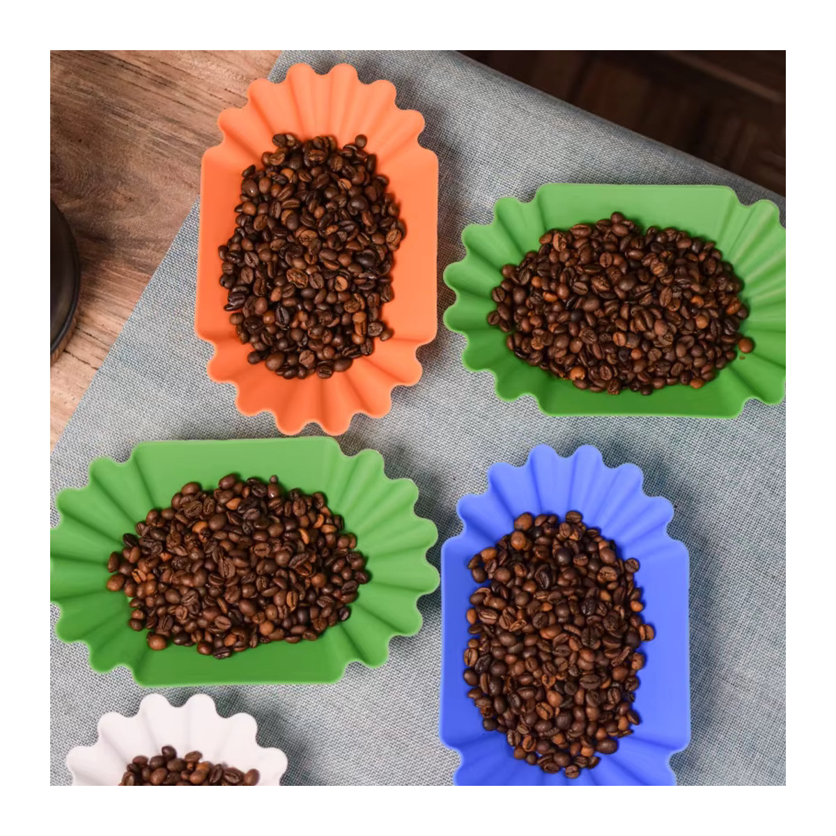 5-teiliges ovales Kaffeebohnen-Tablett Set von EAKOERS aus Kunststoff in Mehrfarbig - Bild 4