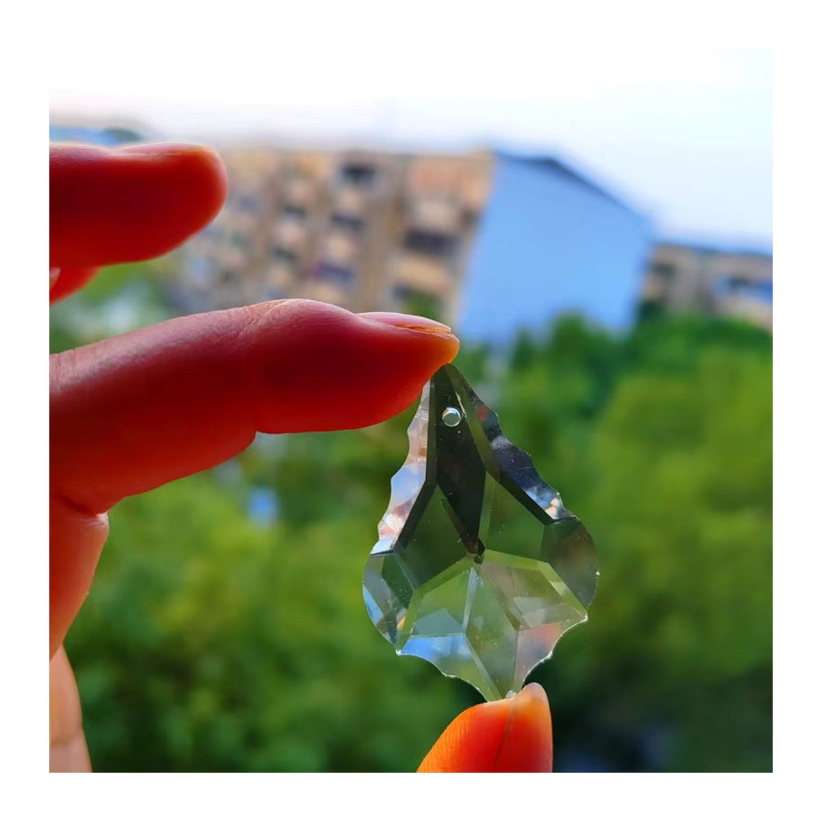 50 Stück Ahornblatt-Anhänger aus klarem Kristallglas von TZ, transparent, Durchmesser: 3,8 cm, ideal als Weihnachtsbaumdekoration oder DIY-Garten-Sonnenfänger - Bild 4