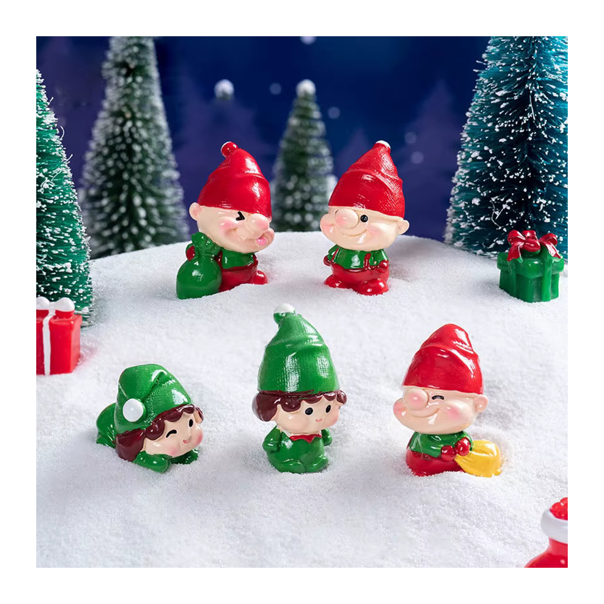 6er Set MOVING FOREST Weihnachtsschmuck aus Kunstharz mit Weihnachtsmann, Schneemann und Figuren in Mehrfarbig für Feengarten und Miniaturlandschaften - Bild 2