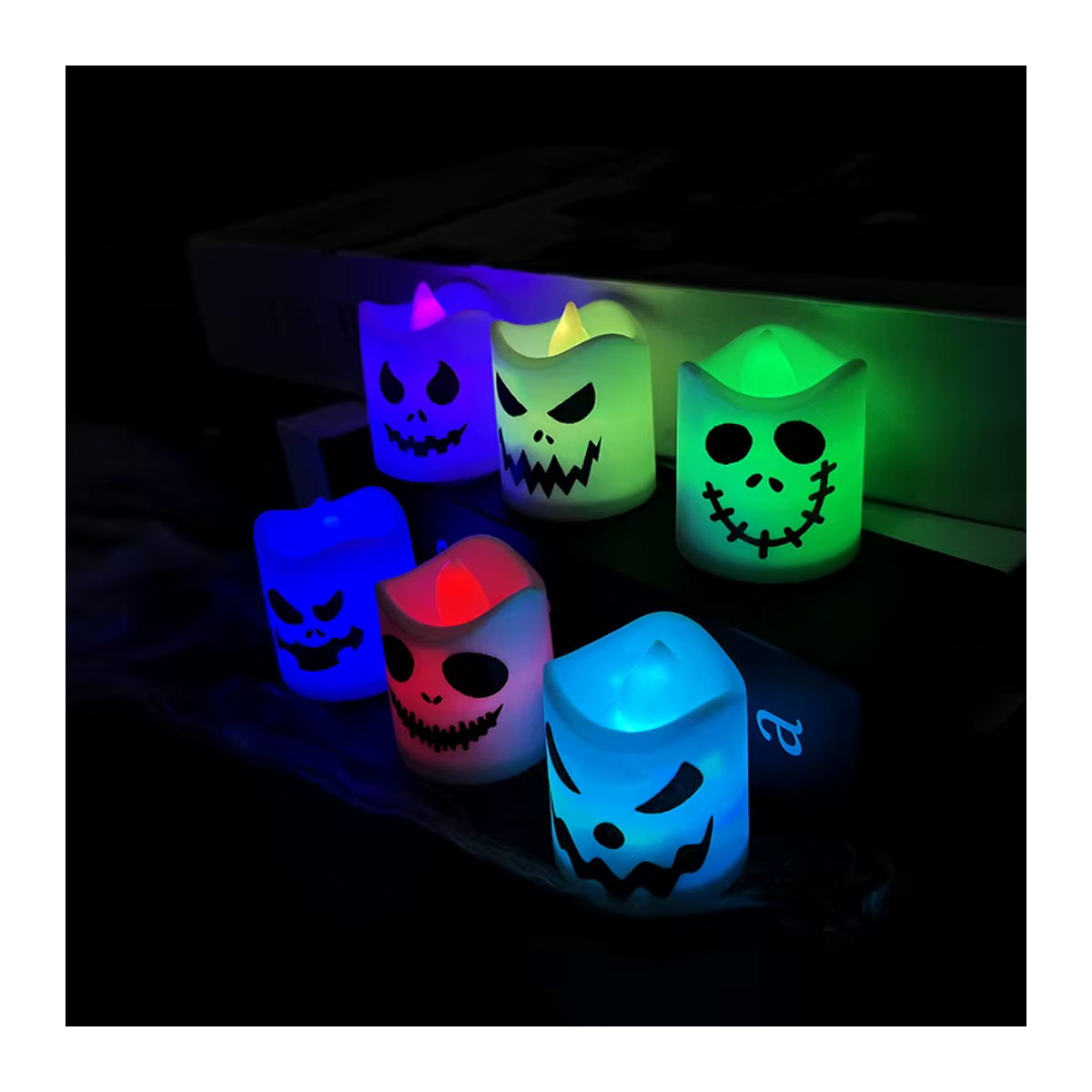 6er Set ZQNYCY Halloween LED Teelichter in Geist-Form, weiße Kunststoff-Geister mit Flackereffekt für die Party-Dekoration - Bild 5