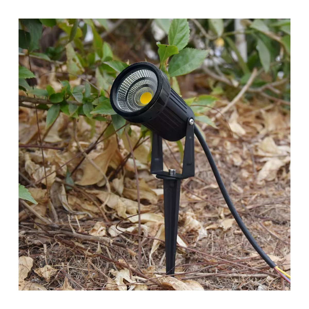 8er Set Teetealy LED Wegeleuchten IP65 wasserdicht mit Spike für Garten und Landschaft in Rot, Blau, Grün oder Schwarz - Bild 3