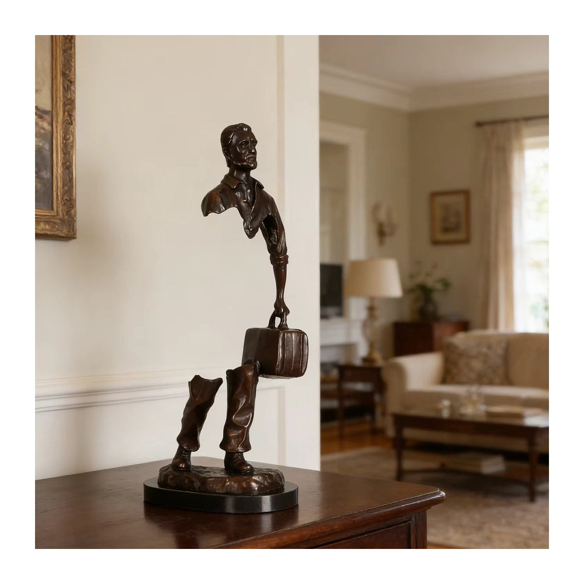 Abstrakte Bronze-Skulptur Reisender Mann von Bruno Catalano als moderne Figur in Braun für deine Home Office Dekoration - Bild 2