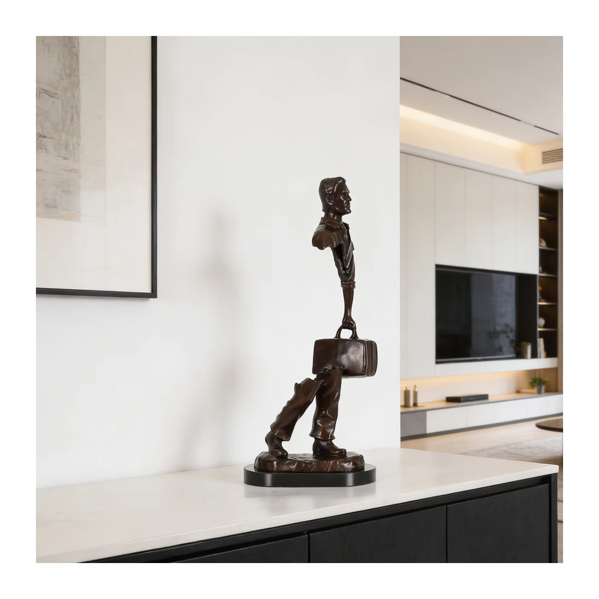Abstrakte Bronze-Skulptur Reisender Mann von Bruno Catalano als moderne Figur in Braun für deine Home Office Dekoration - Bild 3