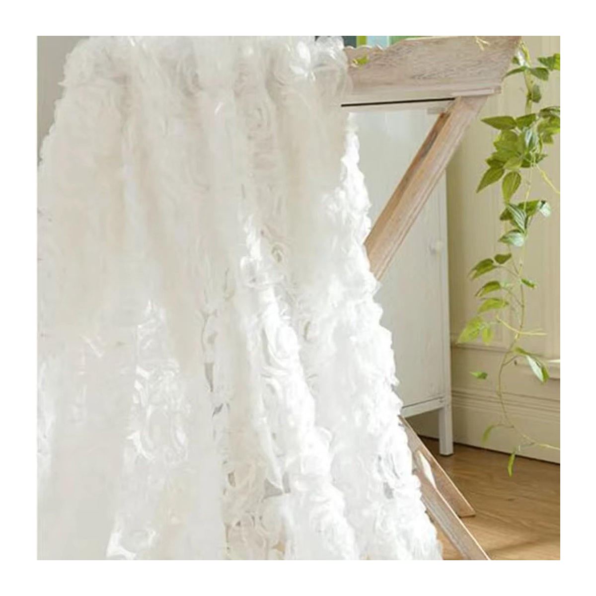 AiFish Transparente Voile-Vorhänge mit weißer 3D-Rosen-Spitze im französischen Stil für Wohnzimmer und Schlafzimmer - Bild 2