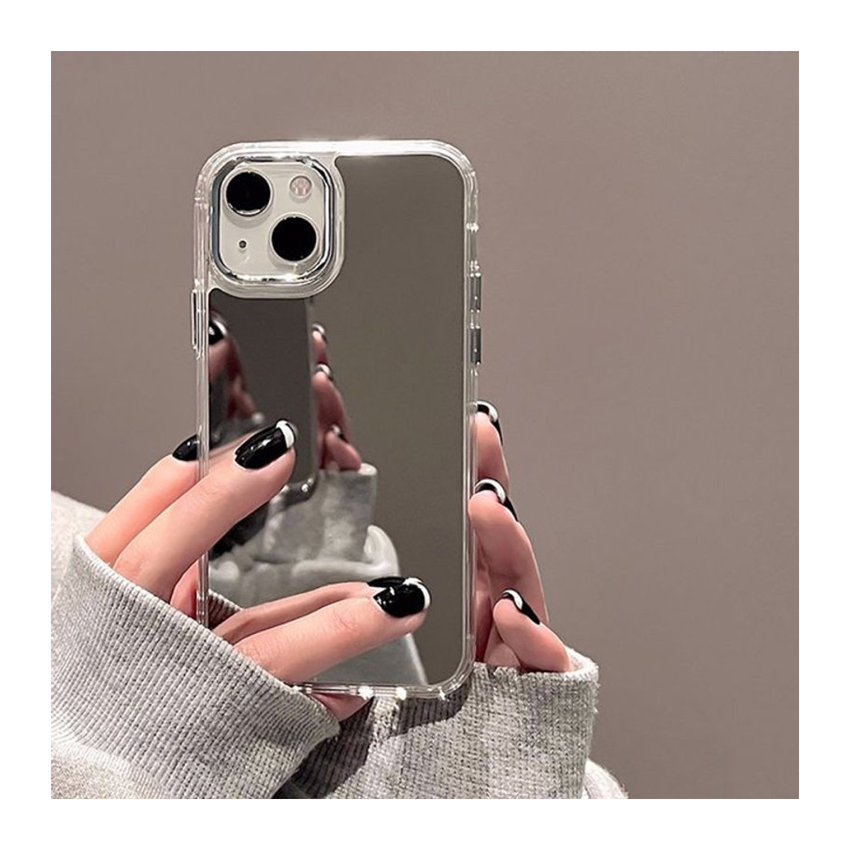 AKABEILA Luxus Make-up Spiegel iPhone Hülle aus Silikon und Glas in Silber Transparent - Bild 1