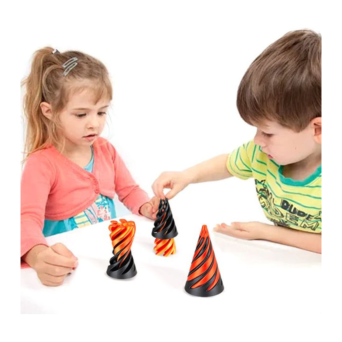 APWIKOGER 3D-gedrucktes Spiralkegel-Spielzeug als geometrische Unmöglichkeits-Pyramide in Mehrfarbig (Purple Blue) als dekorative Illusion-Skulptur aus Kunststoff - Bild 1