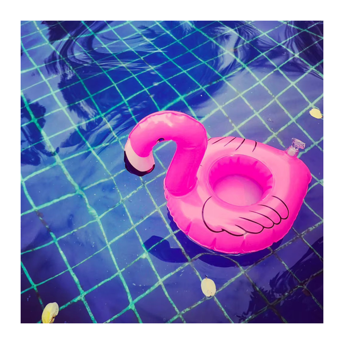 APWIKOGER Aufblasbarer Getränkehalter Flamingo und Einhorn für Pool und Schwimmbad - Bild 3