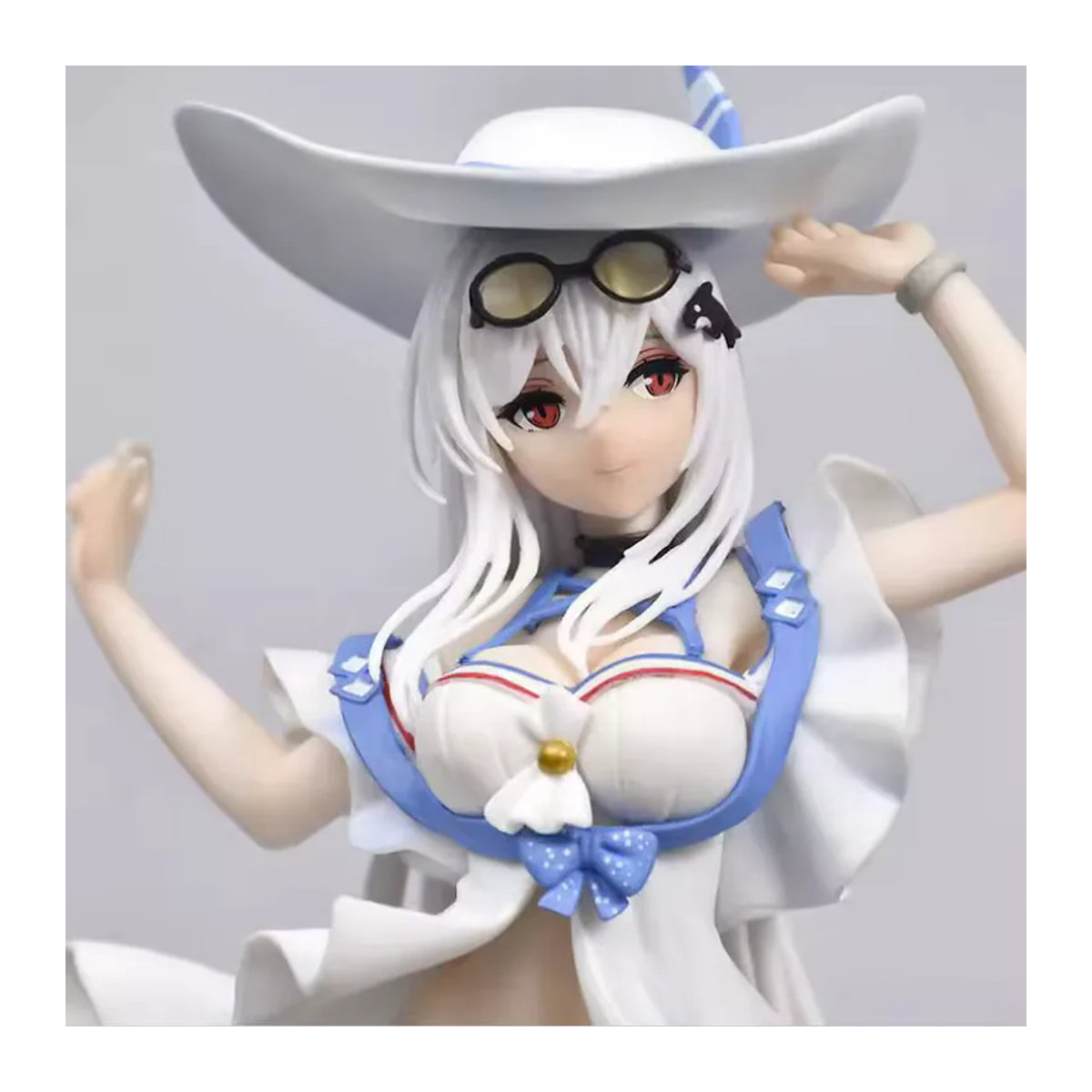 Arknights Skadi Seaside Summer Swimsuit Figur in Weiß, PVC-Sammelfigur für dein Desktop-Ornament - Bild 3