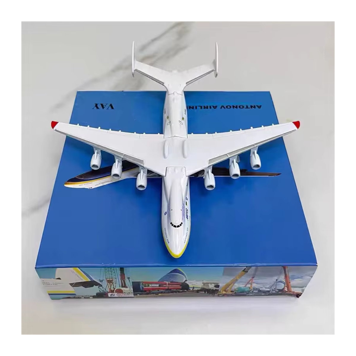ART CROWN MODEL Antonov An225 Transportflugzeug Ukraine Druckgussmodell im Maßstab 1:400, Weiß, mit Standfuß und Fahrwerk - Bild 3
