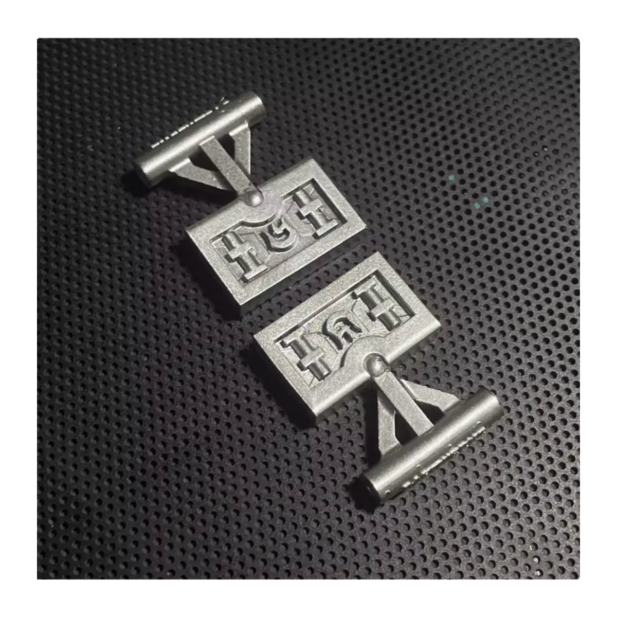 ART CROWN MODEL Miniatur Lowrider Jump Car Modifikation Garage Zubehör in Silber aus Metall für 1:64 Maßstab - Bild 2