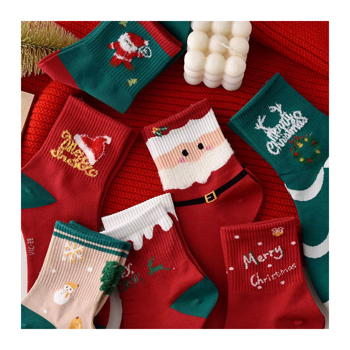 Ataozhekou Weihnachtssocken aus Baumwolle mit Santa und Rentier Muster in Multicolor für Kinder und Erwachsene - Bild 4