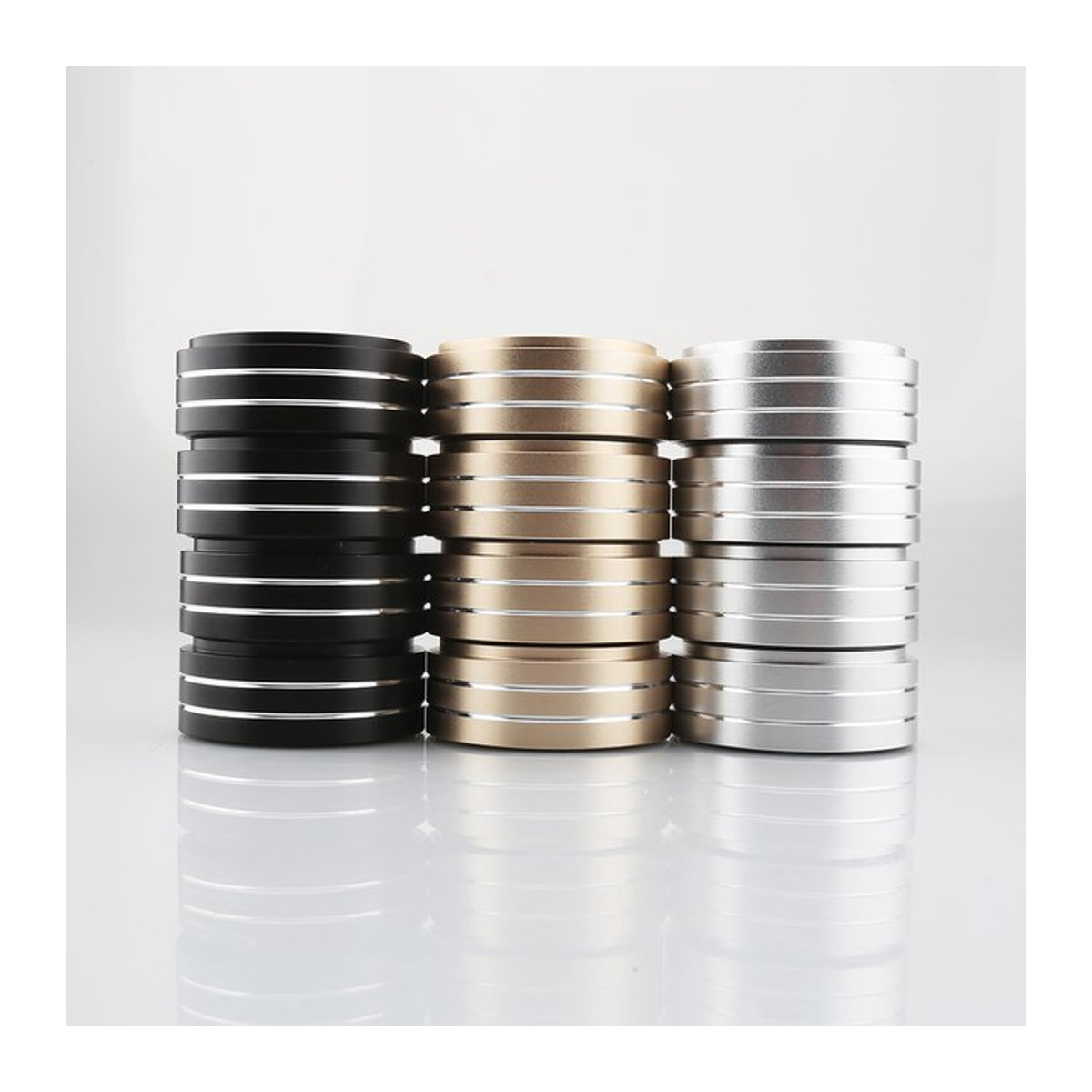 Audiocrast 4er Set Aluminium HIFI Lautsprecher Isolation Füße für Verstärker und Plattenspieler, Durchmesser: 5,8 cm, Höhe: 2,2 cm, Farben: Gold, Silber, Mehrfarbig - Bild 1