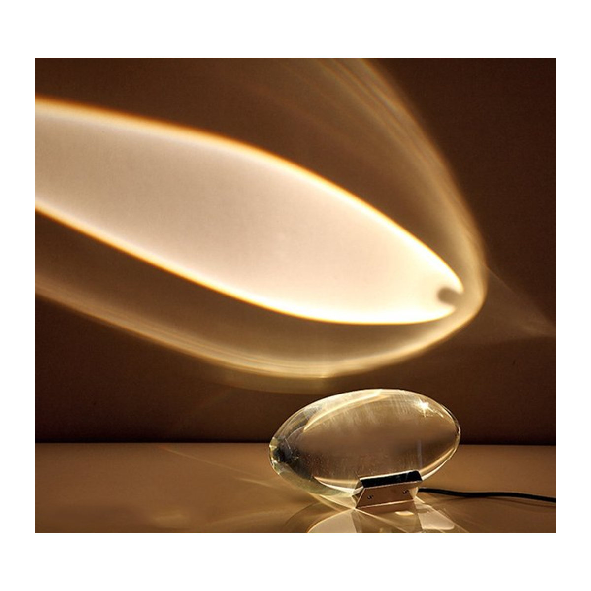 Auge der Sky Kristall Tischlampe Claeted in Weiß mit minimalistischem Design für Sunset Projektion und Atmosphärelicht - Bild 1