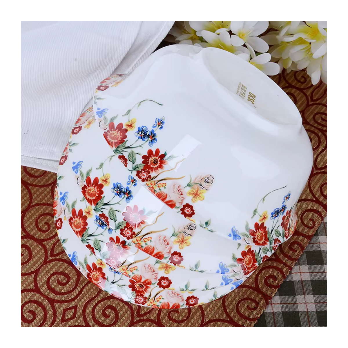 Bacugi Bone China Suppenschalen Set mit Rosenblütenmalerei und vergoldetem Rand, 4 Stück, Bunt, Durchmesser: 15,2 cm - Bild 2