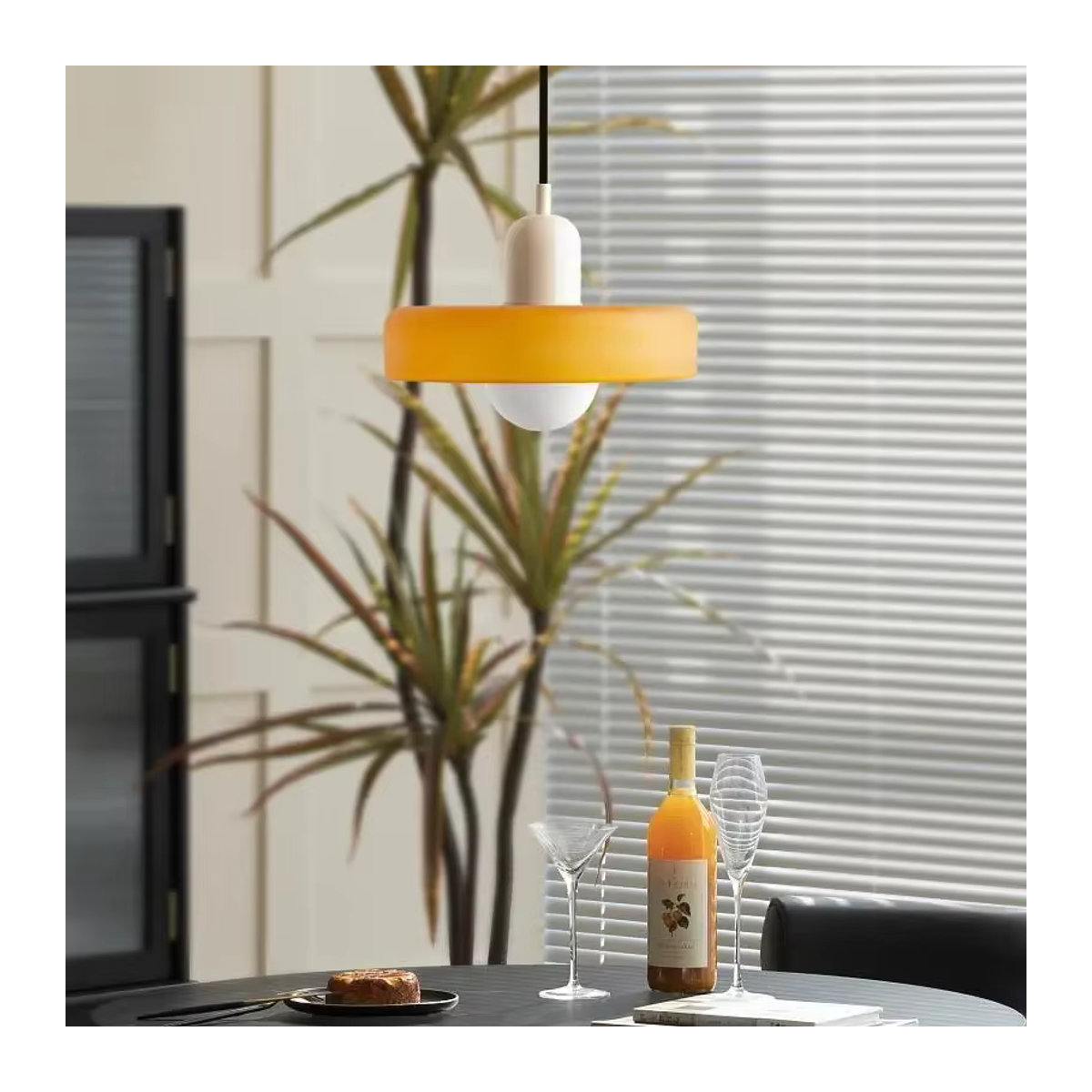 BAIHUAN LED Glas Pendelleuchte Nordic Design in Bunt, Moderne Vintage Kronleuchter für Wohnzimmer und Restaurant, Durchmesser: 35 cm - Bild 4