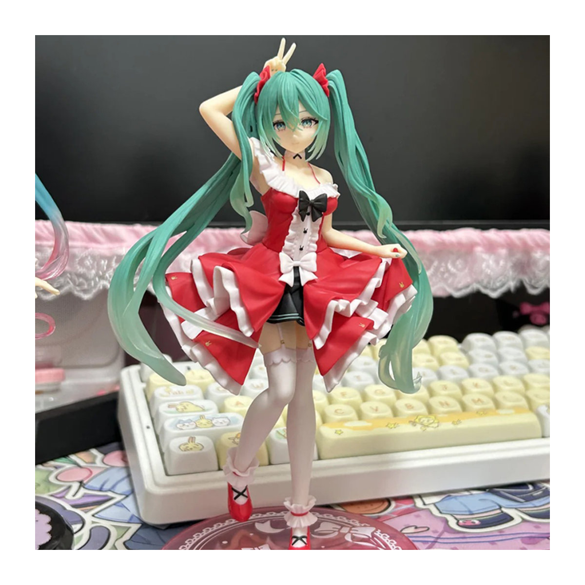 Bandai Anime-Figur Hatsune Miku in Lolita-Mode aus PVC, Multicolor - Bild 1