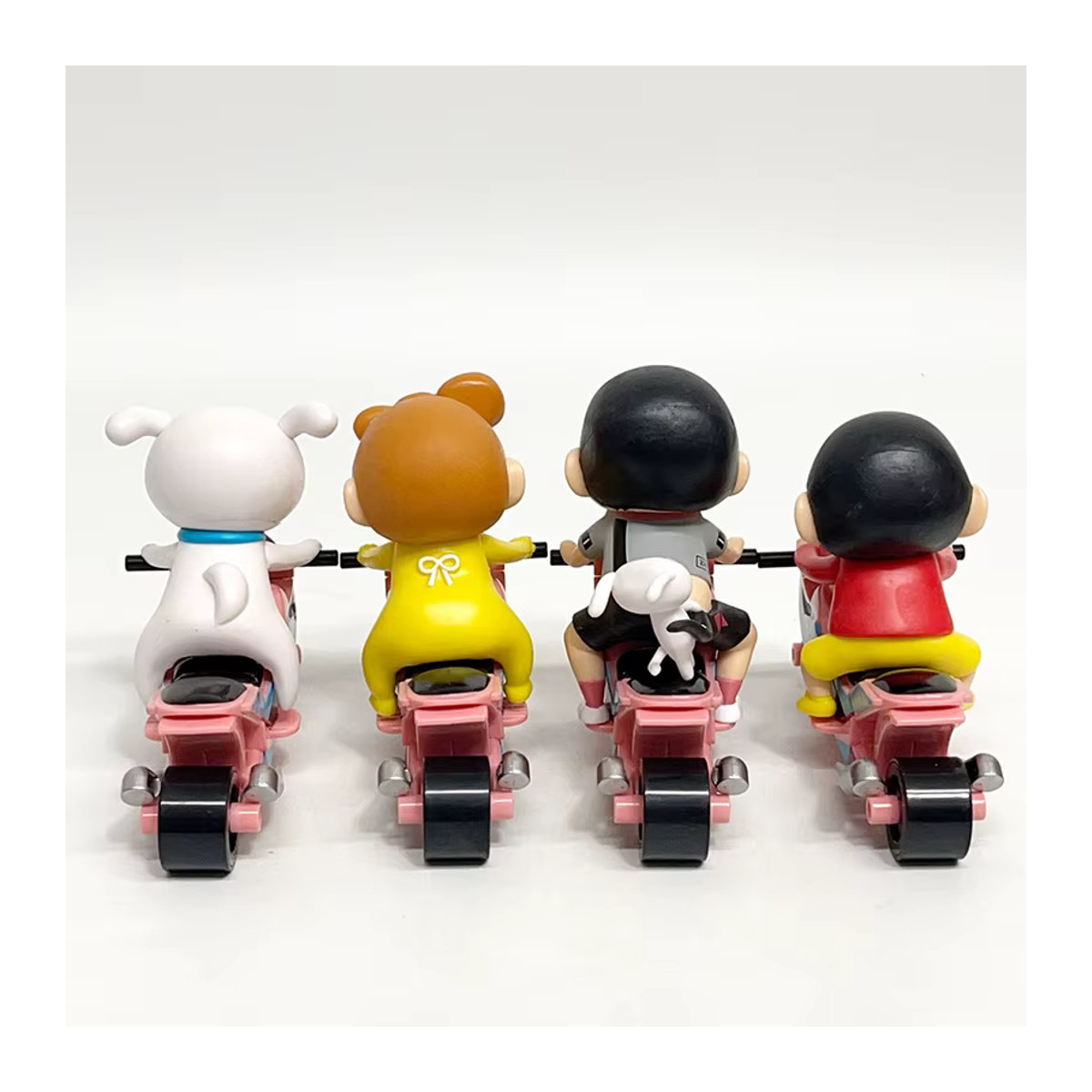 Bandai Crayon Shin Chan Anime Figur auf Motorrad, bunte Cartoon Actionfigur als Desktop-Ornament und Sammlerstück - Bild 3