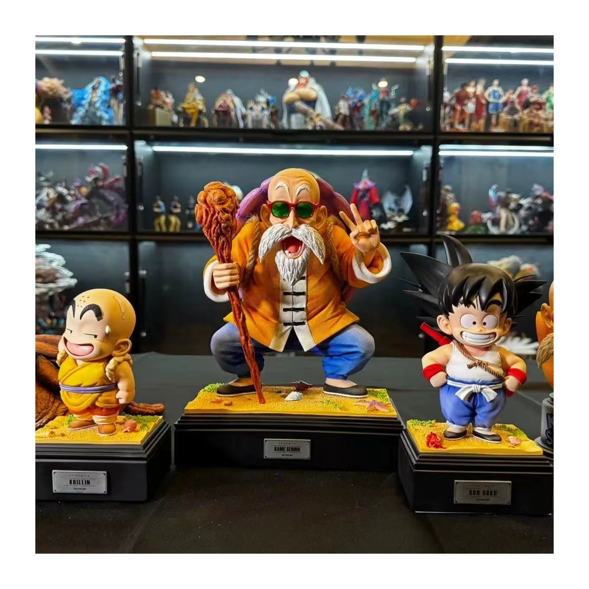 Bandai Dragon Ball Z Kame Sennin Master Roshi Anime Figur aus PVC in Multicolor - Bild 3