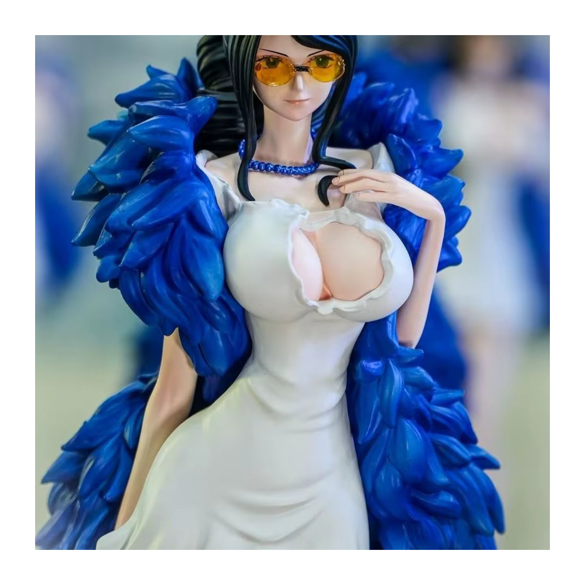 Bandai One Piece Nico Robin Anime-Figur Gold, Höhe: 8,5 cm - Bild 3