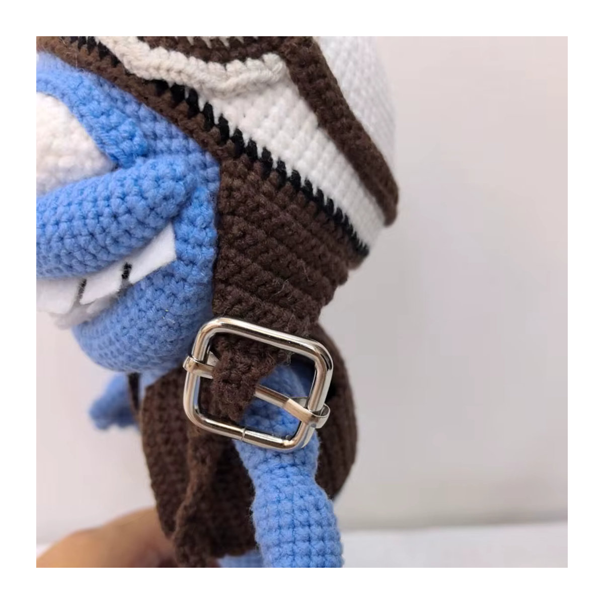 BBYP Häkelpuppe Verrückter Frosch in Blau als Textil-Deko für Kinder - Bild 3