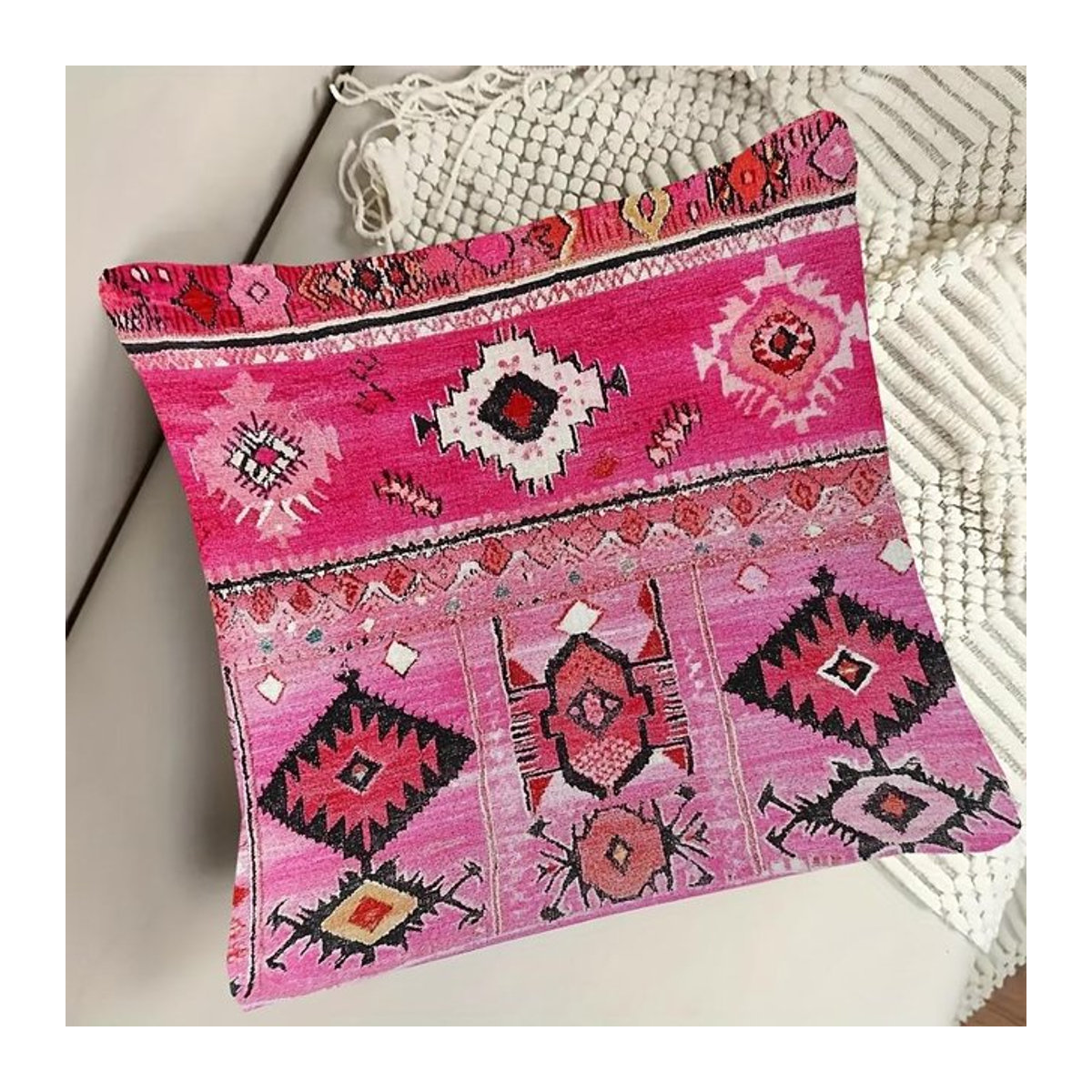 Boho Marokkanische Kissenhülle in Knallpink mit geometrischem Muster für deine ethnische Bohème-Wohnkultur, B/B: 18 x 18 cm - Bild 1