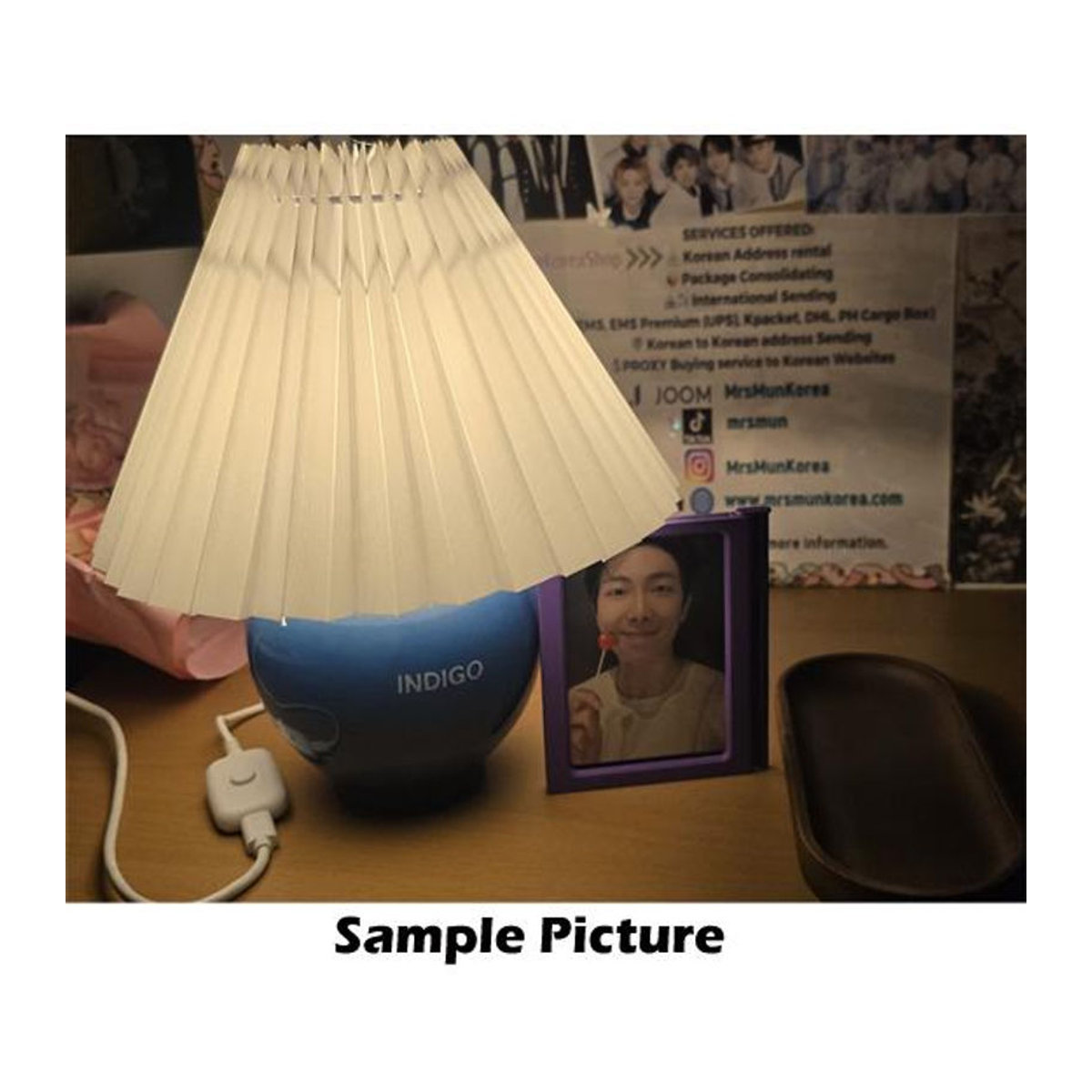 BTS Merch Box 16 RM Indigo Tischlampe aus Keramik in Blau - Bild 3