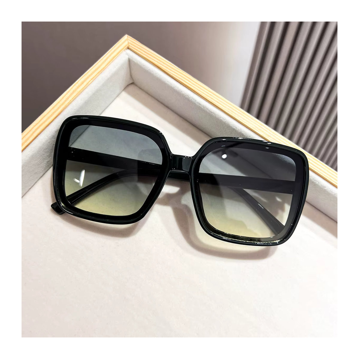 CAIPAI Brille mit quadratischem Rahmen in Schwarz und Smoked-Optik für Damen und Herren - Bild 3