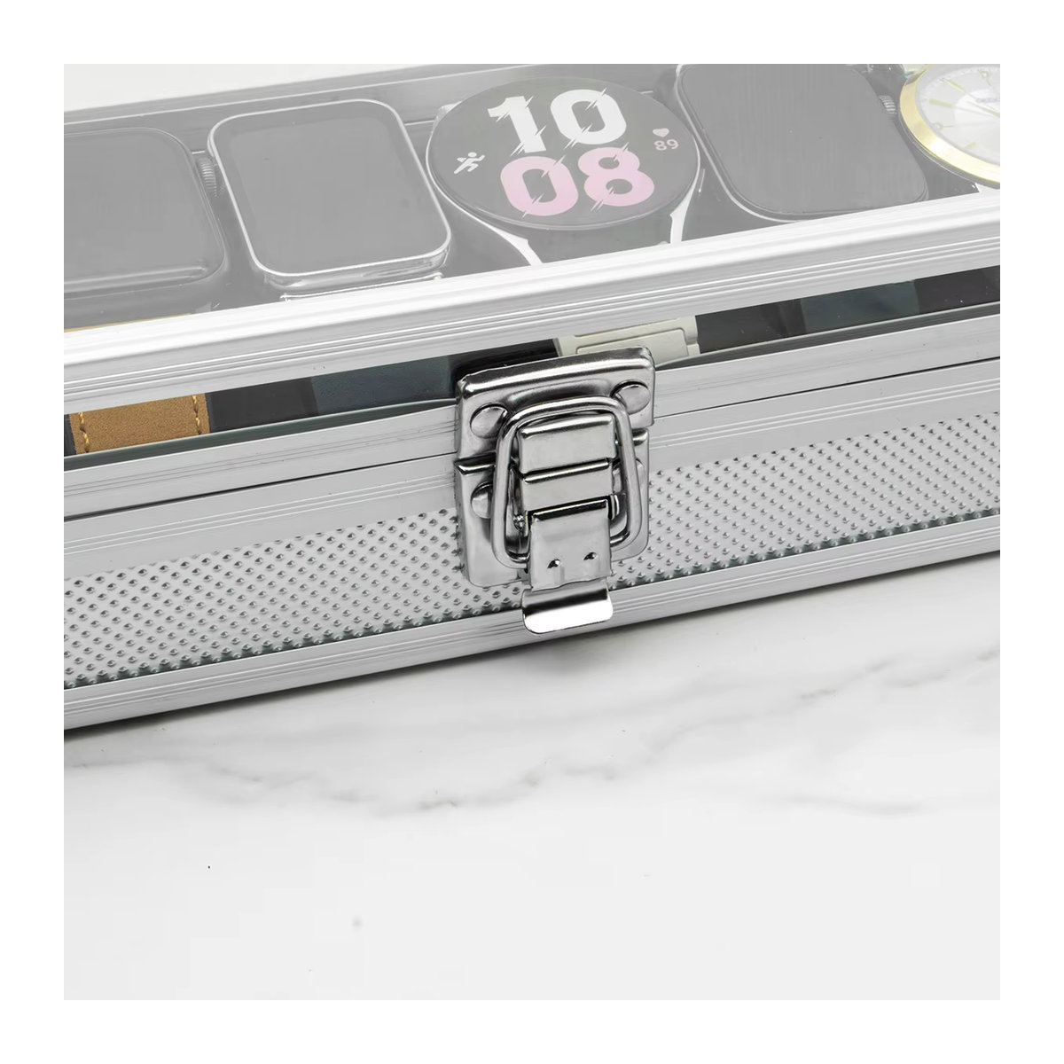 CAOWTAN Uhrenbox aus Aluminium in Silber mit 12 Gitterfächern und Wildleder-Inlay - Bild 3