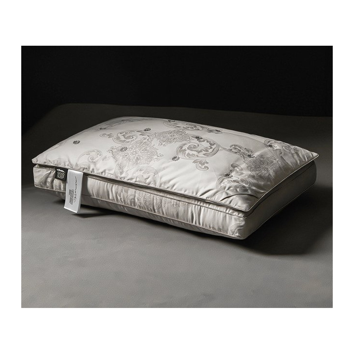 CHA YU PAI Kissen aus reiner Baumwolle mit Satin Jacquard und Seidenfüllung, Weiß, B: 48 cm, L: 74 cm - Bild 1