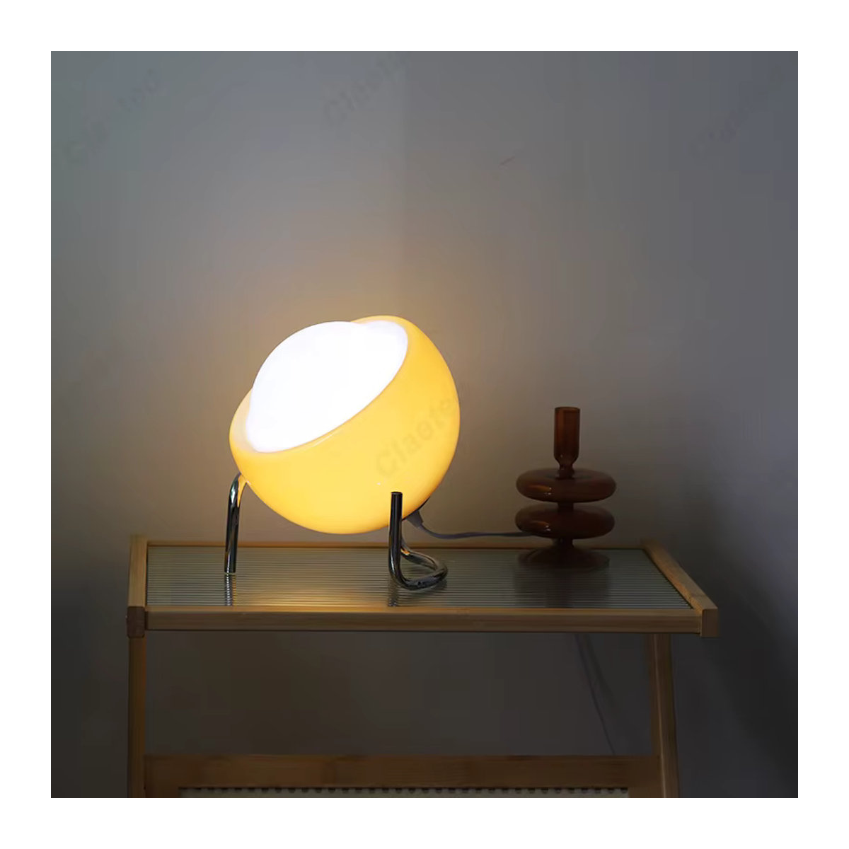 Claeted Retro LED Nachtlicht aus Glas in Orange für Schlafzimmer und Wohnzimmer - Bild 6
