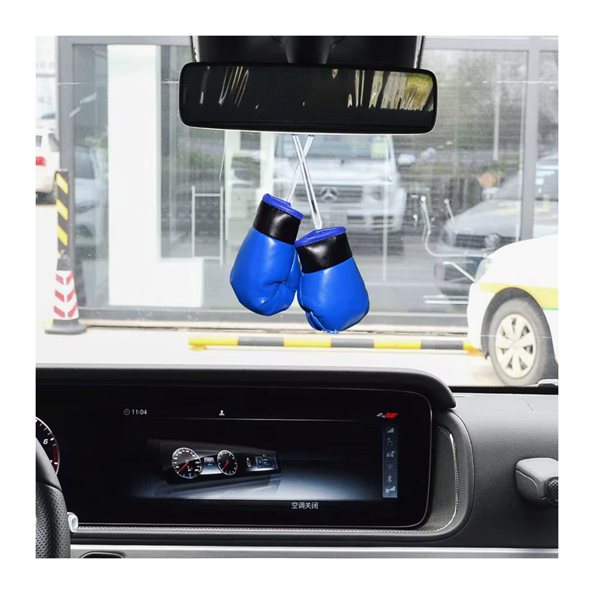 cochebar Auto Rückspiegel Anhänger aus Leder in Blau mit Boxing Handschuhen als Dekoration - Bild 3