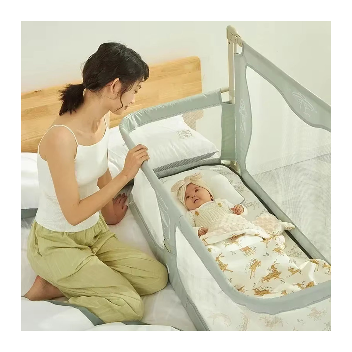 Cuna Bebe Faltbares Babybett mit Sicherheitsleitplanken in Grün-Weiß - Bild 2