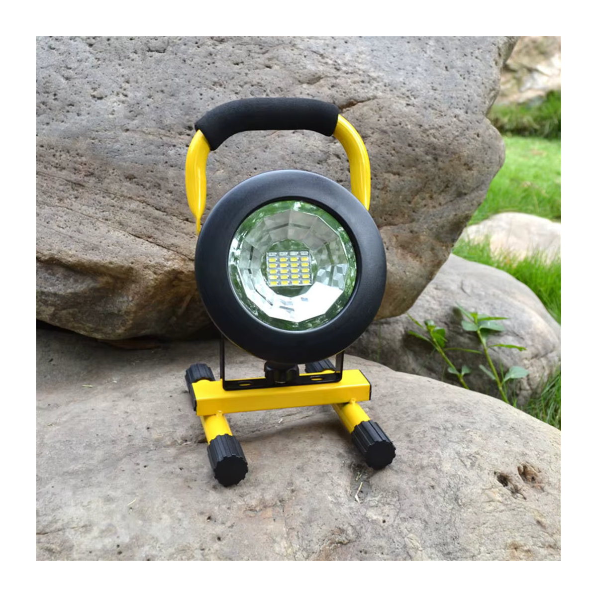 DBF Tragbares wiederaufladbares LED-Flutlicht mit 30 W, wasserdichter batteriebetriebener Suchscheinwerfer und Outdoor-Arbeitslampe für Camping - Bild 6
