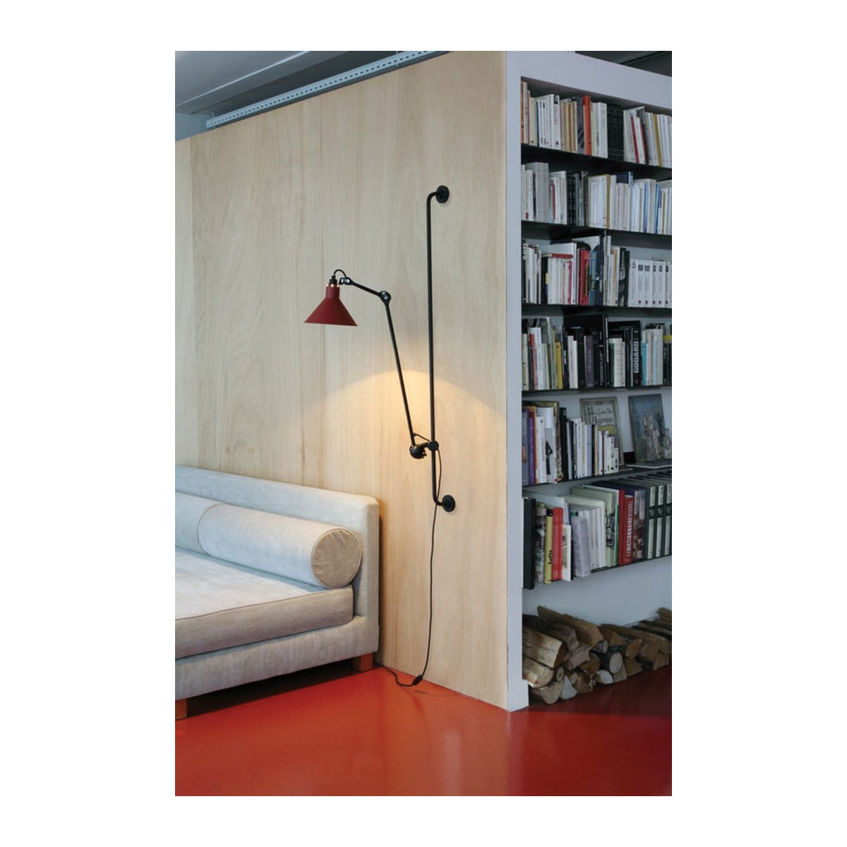 DCWéditions Lampe Gras N 214 Wandleuchte in Rot im Industrial-Design - Bild 2
