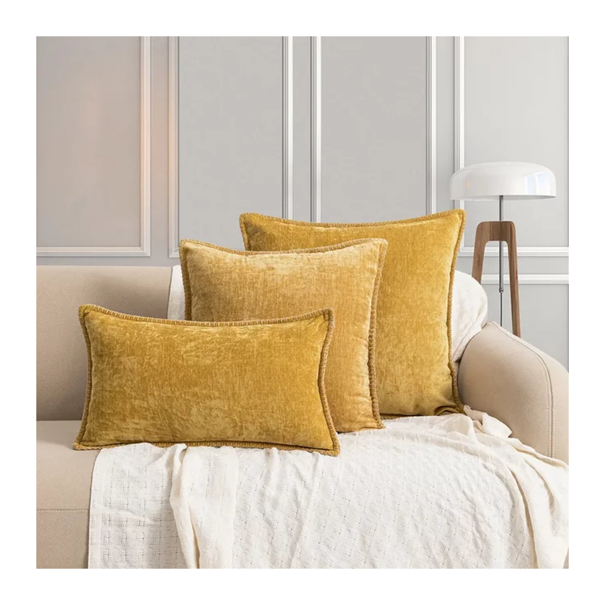 Dekorativer Chenille Kissenbezug in Gelb für dein Sofa und Wohnzimmer, B/H: 45 x 45 cm und 30 x 50 cm - Bild 1